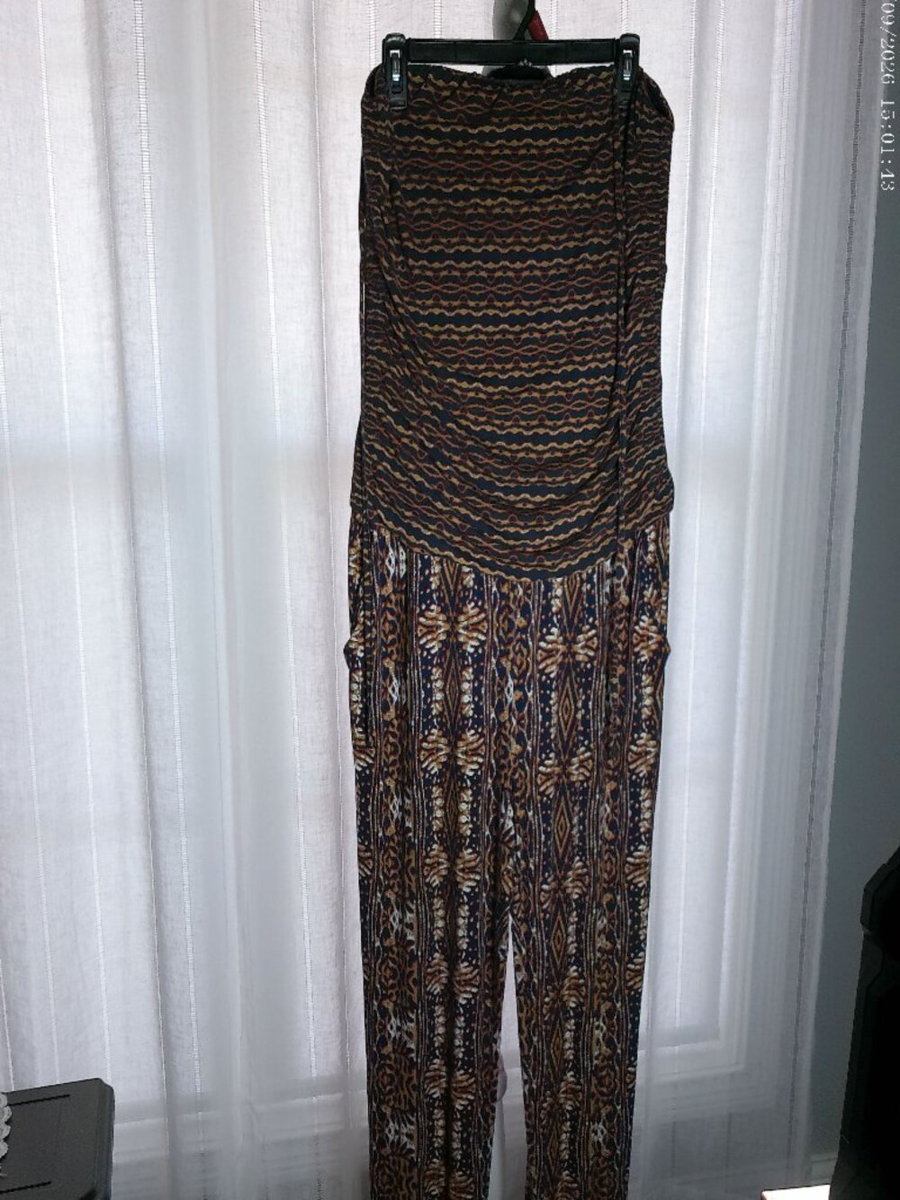 CABI Jumpsuit Jogger Spahgetti Strap Halter Black w/Aztec Color Design  L